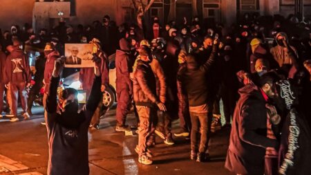 Mengapa Demonstrasi di Iran Kini Berbeda?