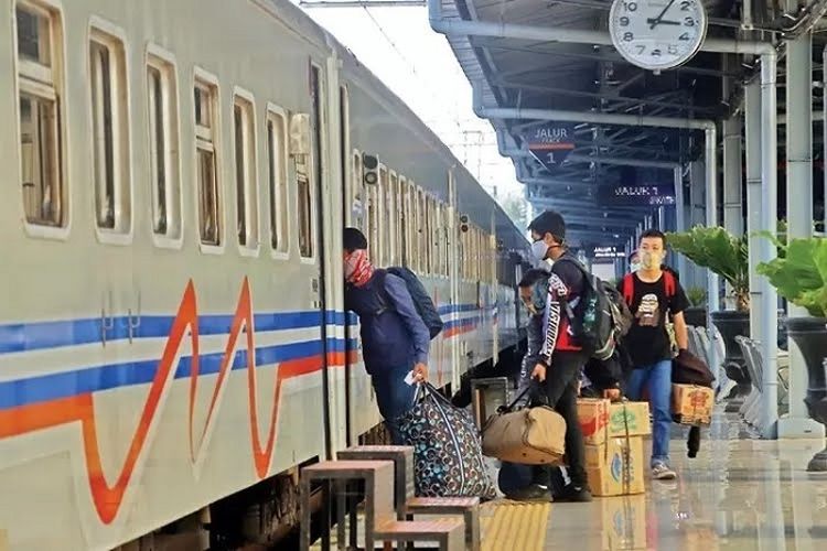 Ke Solo dari Jakarta Tanpa Transit? 6 Pilihan Perjalanan Nyaman
