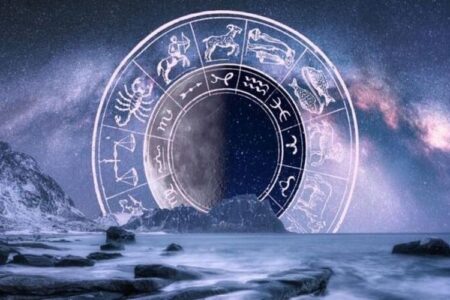 Ramalan Zodiak Minggu, 1 Februari 2026: Puncak Tegang Sebelum Perubahan Besar