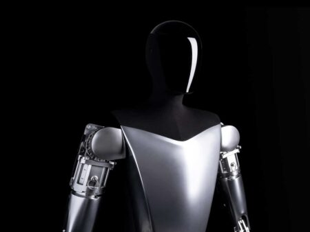 Sepi Selama 6 Bulan: Restoran Tesla Kehilangan Pengunjung, Optimus Robot Menghilang