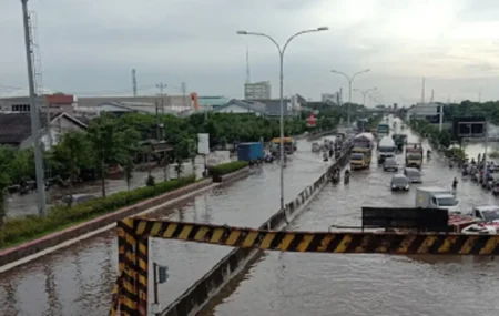 Hindari Jalan Kaligawe Semarang Mulai 10 Januari 2026 Karena Proyek Peninggian Jalan