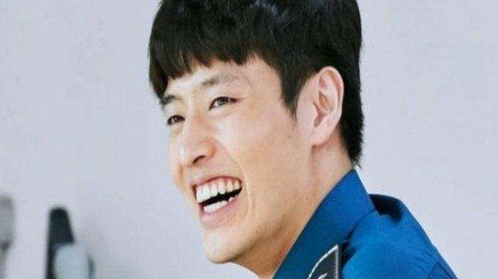 Ramalan cinta zodiak besok: perasaan, ujian, dan peluang romantis yang mengejutkan