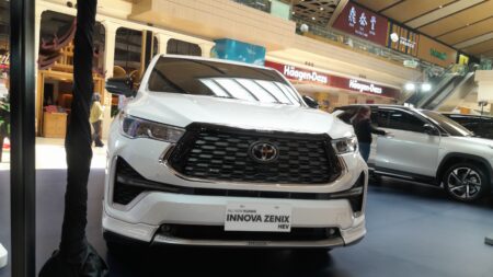 Harga Terbaru Toyota Kijang Innova Zenix Hybrid EV 2026: Era Baru Legenda Keluarga Indonesia