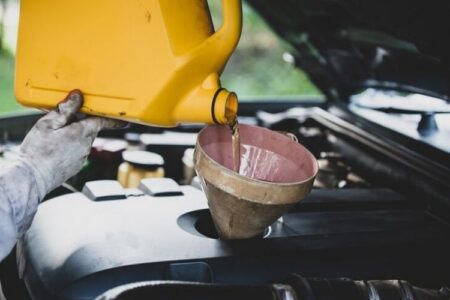 Jangan Salah Pilih! 6 Ciri Minyak Rem Berkualitas yang Harus Kamu Ketahui