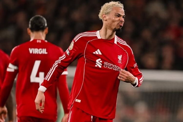 Steven Gerrard: Hugo Ekitike Seperti Rekan Lama di Liverpool