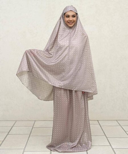 7 Rekomendasi Mukena Travel Terbaru 2026, Ringan dan Nyaman Dibawa