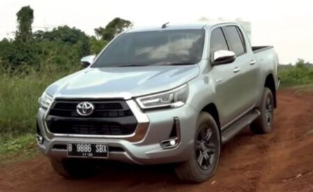 Harga Toyota Hilux Double Cabin 2022 Bekas, Pilihan SUV Nyaman