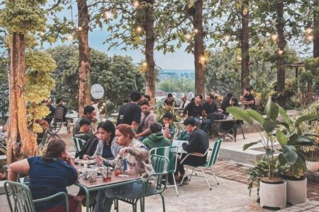 5 Kafe Alam Terdekat di Malang yang Membuat Betah dan Lupa Pulang
