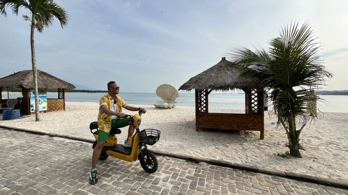 Jelajahi MBeach dengan Limousine, Nikmati Paket Lengkapnya