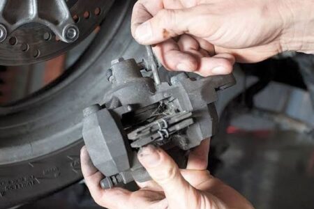 Motormu Kurang Aman? Ini 5 Cara Merawat Sederhana Agar Nyaman Berkendara!