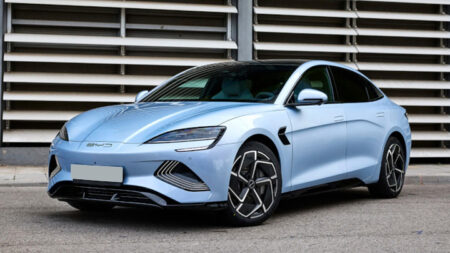 Ulasan XPeng P7: Mobil listrik canggih yang mengagumkan, unggul dari BYD Seal?