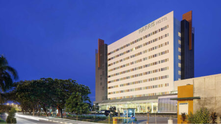 Revolusi Menginap 24 Jam HARRIS Hotel Batam Center dan HARRIS Resort