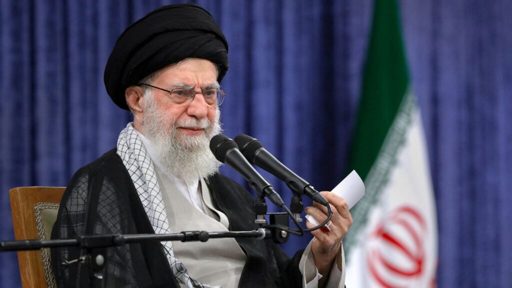 Siapa Ayatollah Ali Khamenei, Pemimpin Iran yang Diklaim Trump Tewas dalam Serangan AS-Israel?