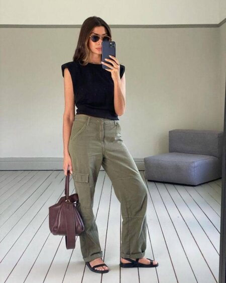 13 Warna yang Cocok dengan Hijau Militer, Sederhana dan Anggun!