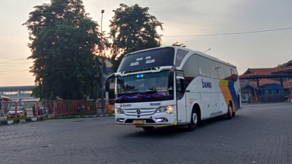 Jadwal dan Harga Tiket DAMRI Bandung-Jogja, Bisa Pesan Online & OTS