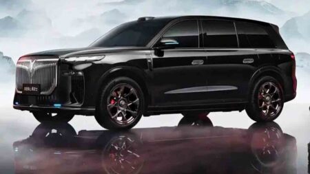 SUV Tiongkok Lantu Taishan Black Knight: Kabin Mewah dengan Atap Bertabur Bintang