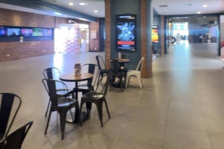 Maraton film Lebaran 2 hari di bioskop, seru atau melelahkan?