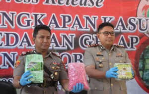 Bongkar jaringan narkoba: Polisi amankan ganja dan sabu di dua lokasi