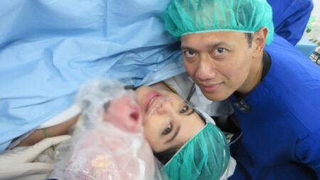 Cerita AHY Temani Annisa Pohan Lahirkan Anak Kedua, Beda Usia 17 Tahun dari Almira