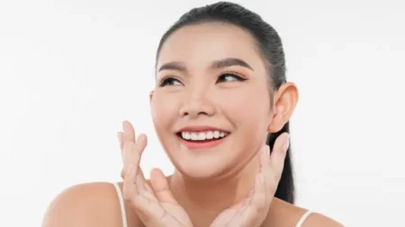 Kebiasaan harian untuk kulit sehat, cerah, dan alami