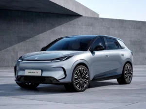 Arcfox T1 Siap Menggebrak Pasar dengan EV Murah Jarak 400 km di GIIAS 2026