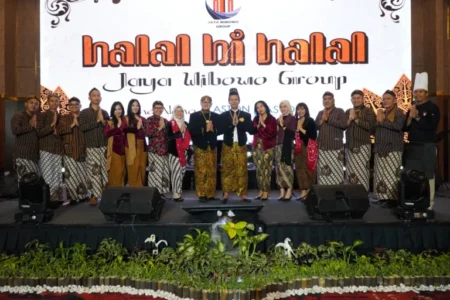JW Group Perkuat Sinergitas Lewat Halalbihalal Bernuansa Jawa Kuno