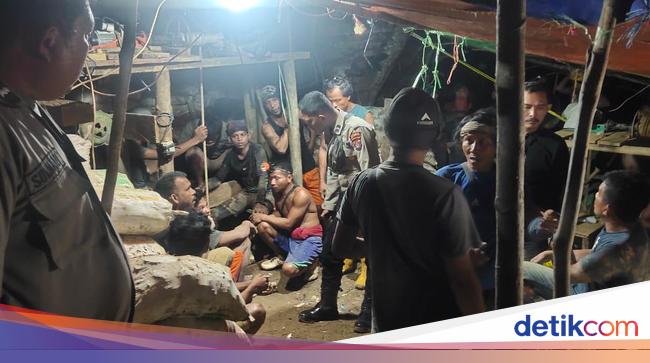 Longsor tambang emas di Sijunjung tewaskan 2 orang, Walhi minta penyelidikan menyeluruh