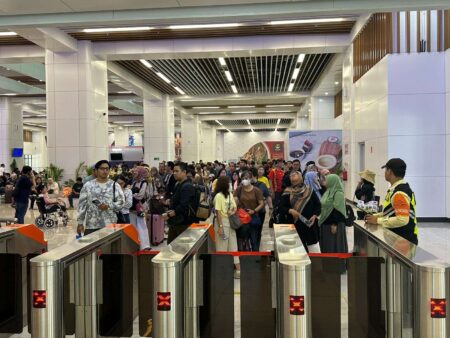 Akhir Libur Lebaran, Penumpang Whoosh Terus Meningkat