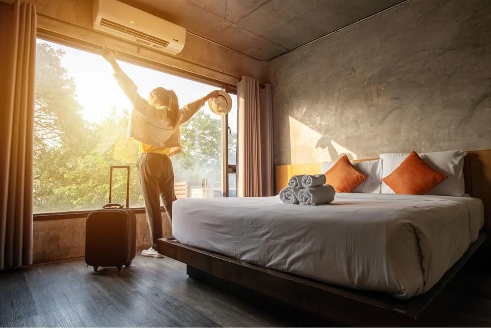 Apa Itu Staycation? Pengertian, Manfaat, dan Perbedaannya dengan Liburan