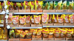 Promo JSM Indomaret, Superindo, dan Alfamart: Minyak Goreng Tropical 2L Rp40.290 Hari Sabtu 9 Mei 2026