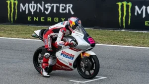 Modal Besar di Mugello! Tim Honda Asia Terkejut dengan Start Menggila Veda Ega Pratama di Moto3 Catalunya 2026