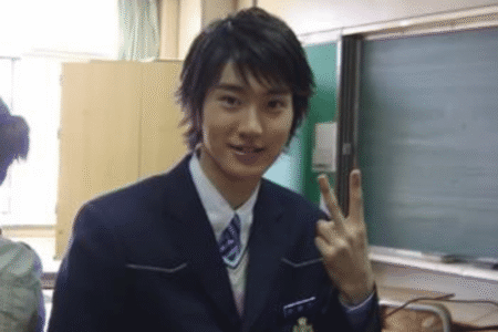 Perjalanan Karier Choi Siwon: Dari Idola ke Pengusaha