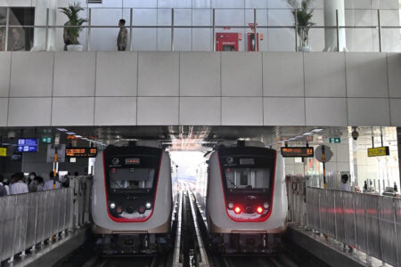 LRT DKI Jakarta Lintasi Ibu Kota
