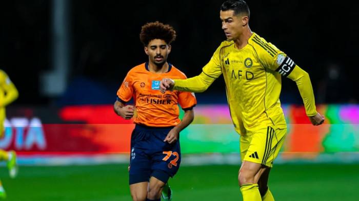 Ronaldo Kalah Telak, Gelandang Persib Pimpin Voting Penghargaan ACL Two 2025/2026