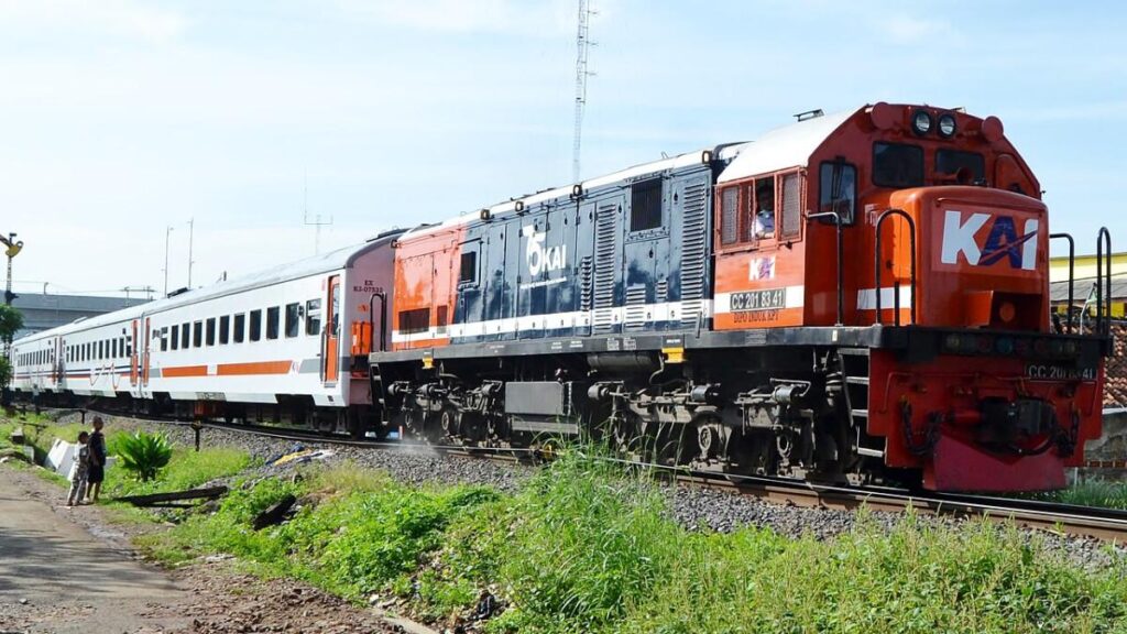 Lebih nyaman untuk liburan sekolah, KA Rajabasa hadirkan kereta ekonomi premium modifikasi