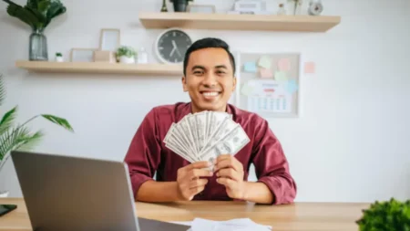 Orang Kaya Rahasia Hindari 7 Kebiasaan Ini, Psikologi Ungkapnya