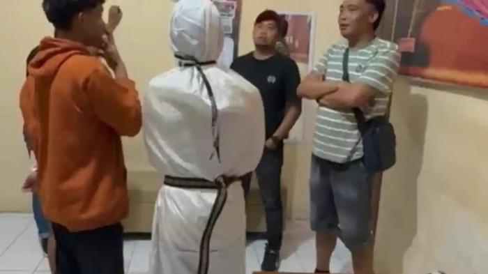 Fakta Pocong Begal di HSS Kalsel Viral, Satpol PP Lakukan Patroli