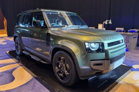 Land Rover Defender 110 3.0 Tahun 2026: Harga Terbaru Disewa