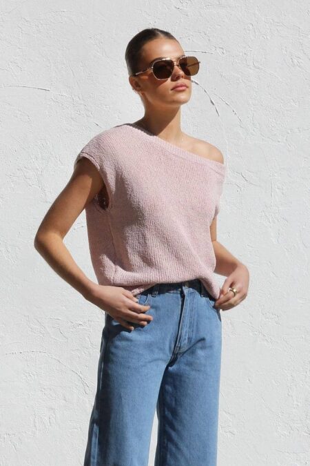 Baju Pink Dusty Cocok Dengan Celana Warna Apa? 7 Ide Pilihan