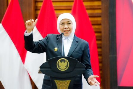 Gubernur Khofifah Dianugerahi Penghargaan atas Penurunan Stunting Jatim 14,7 Persen