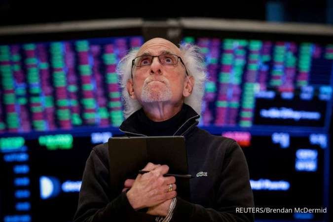 Wall Street Tertekan Karena Kenaikan Suku Bunga & Penurunan Saham Walmart
