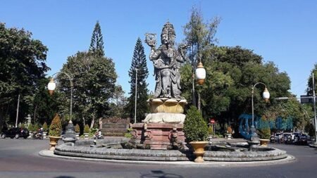 Cuaca Bali Hari Jumat, 21 Agustus 2026: Cerah Berawan, Bangli Lebih Dingin