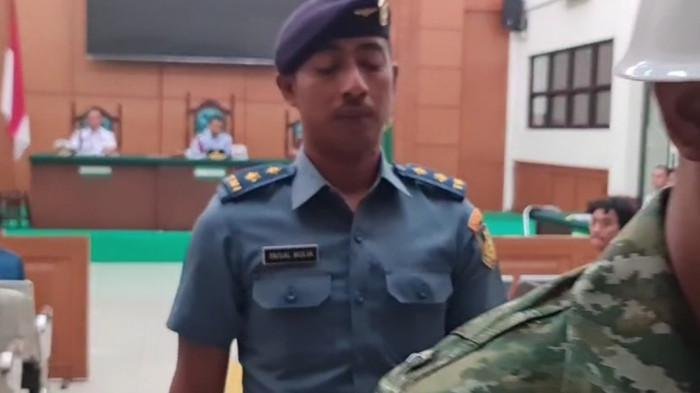 Surat Kehormatan Ibu dari Mayor Faisal di Kotak Sepatu PDL TNI AL Berisi 12 Paket Sabu