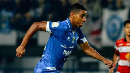 Persib Bandung Terancam Kekurangan Pemain! Uilliam Barros Absen Lawan Manila Digger di ACL Two 2026/2027