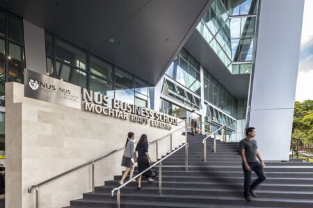 NUS: AI Menggeser Fokus Tenaga Kerja ke Keterampilan dan Kapabilitas