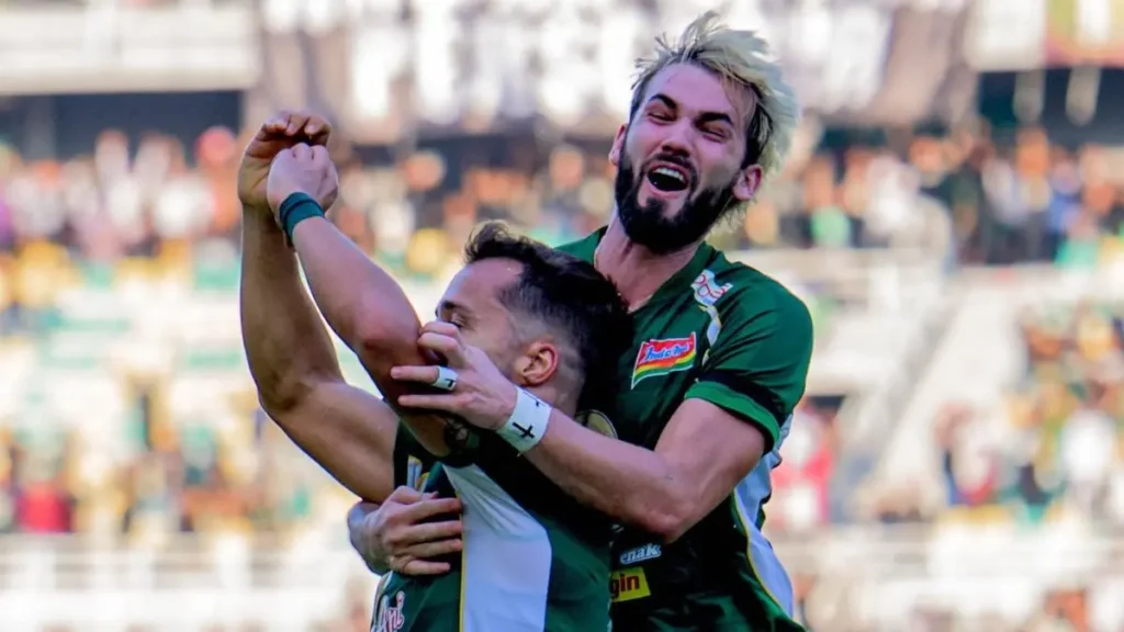 5 laga Persebaya Surabaya tak terkalahkan! PSM Makassar siap hentikan rekor Tavares