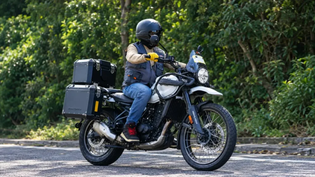 Menaklukkan Puncak 2 Jonggol: Uji Tangguh Royal Enfield Himalayan 450